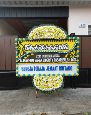 Papan Bunga Duka di Mayang